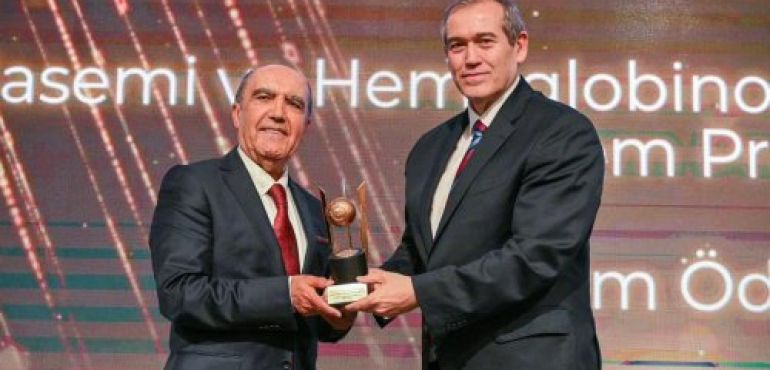 ÖZEL HABER / PROF. DR. DURAN CANATAN'A, ATSO'DAN 'BİLİM ÖDÜLÜ'